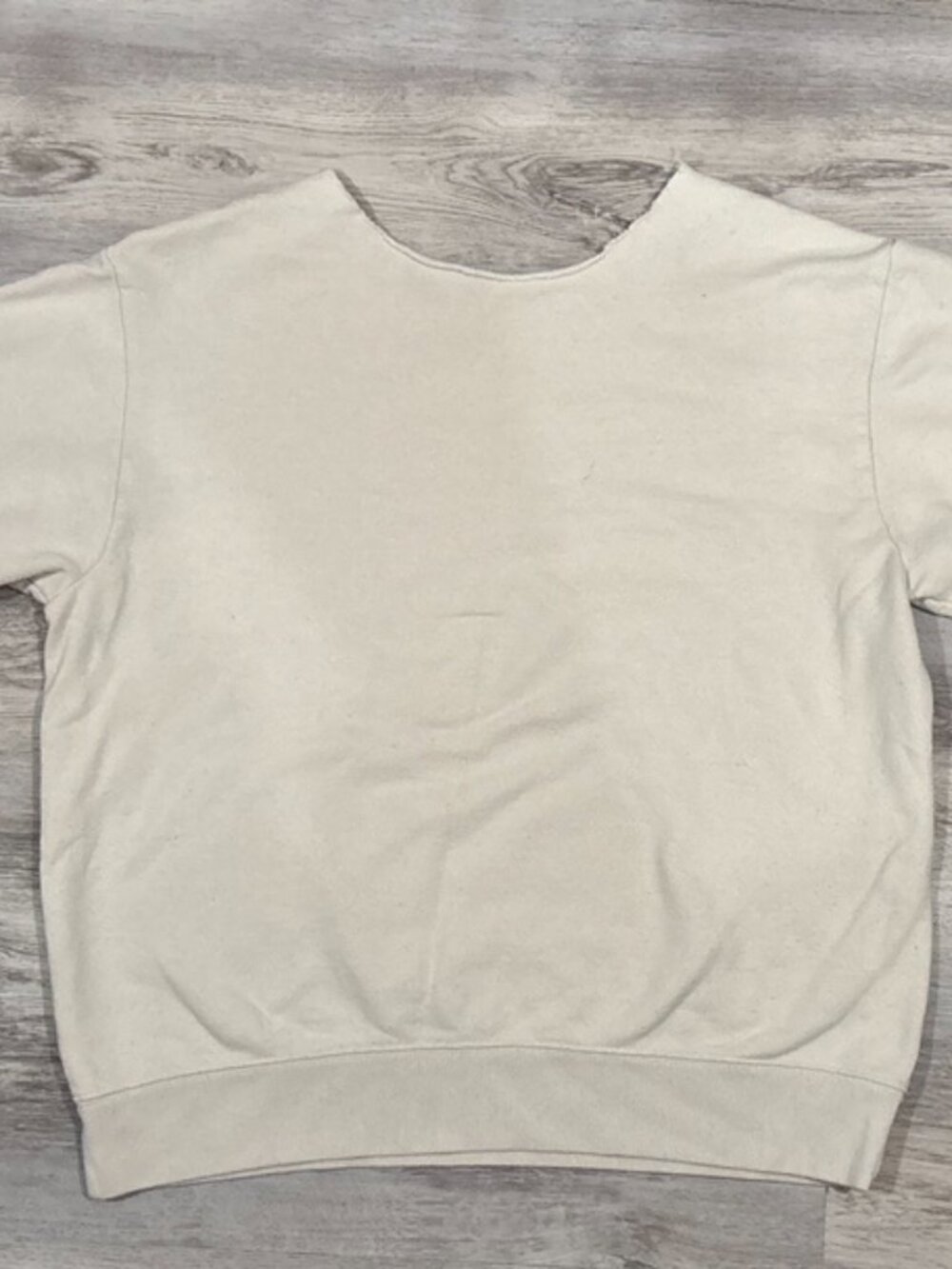 š¤ Brandy Melville Nantucket Island Sweatshirt š¤ - Picture 3 of 5